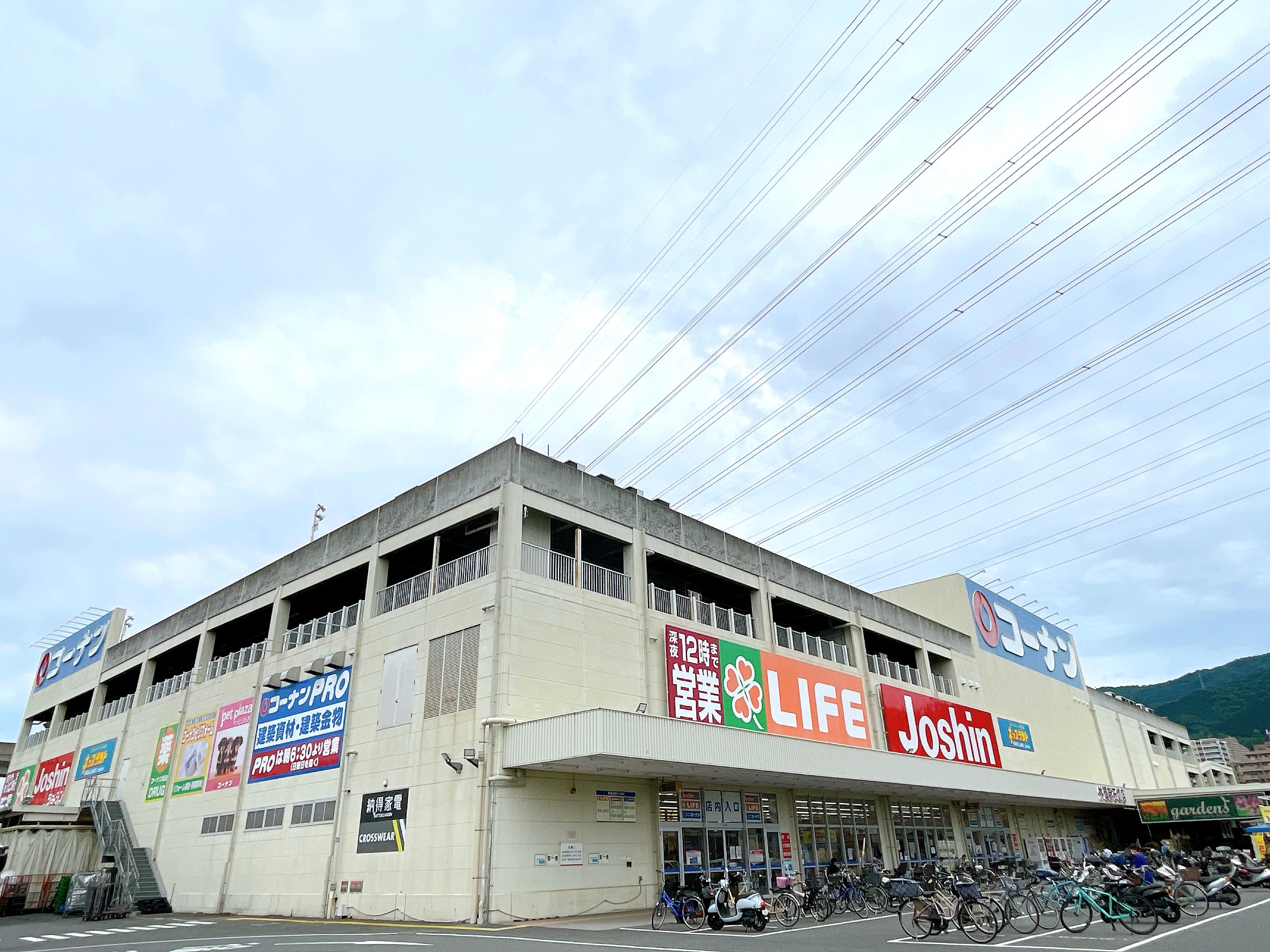 コーナン外環新石切店